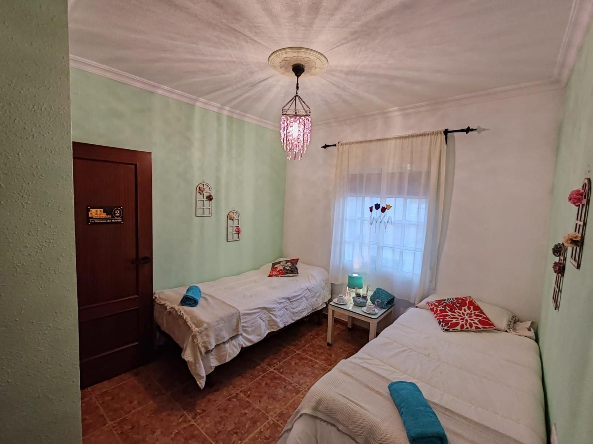Double Room with Shared Toilet