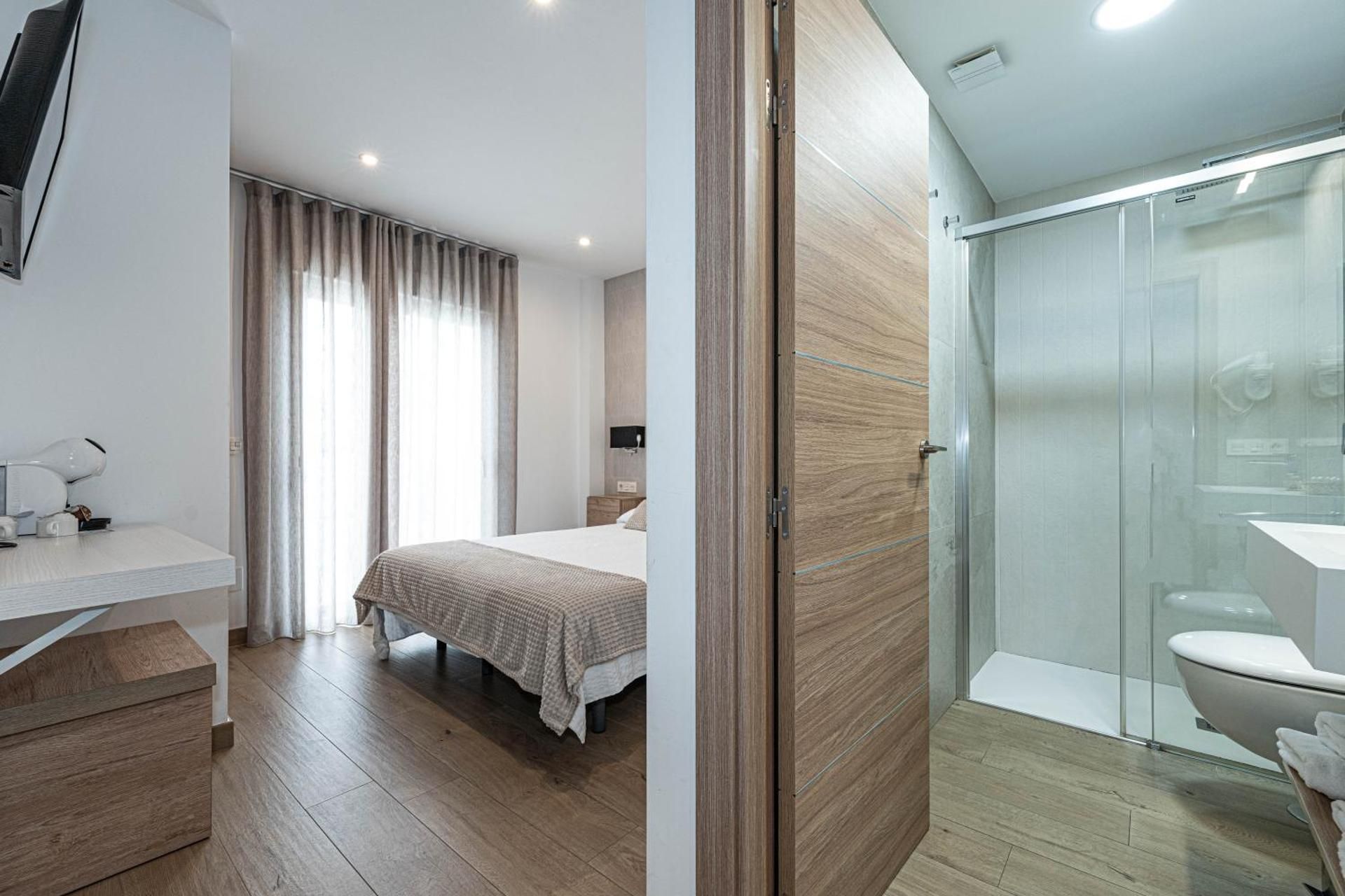 Hostal Boutique Aurora Double Room with Balcony