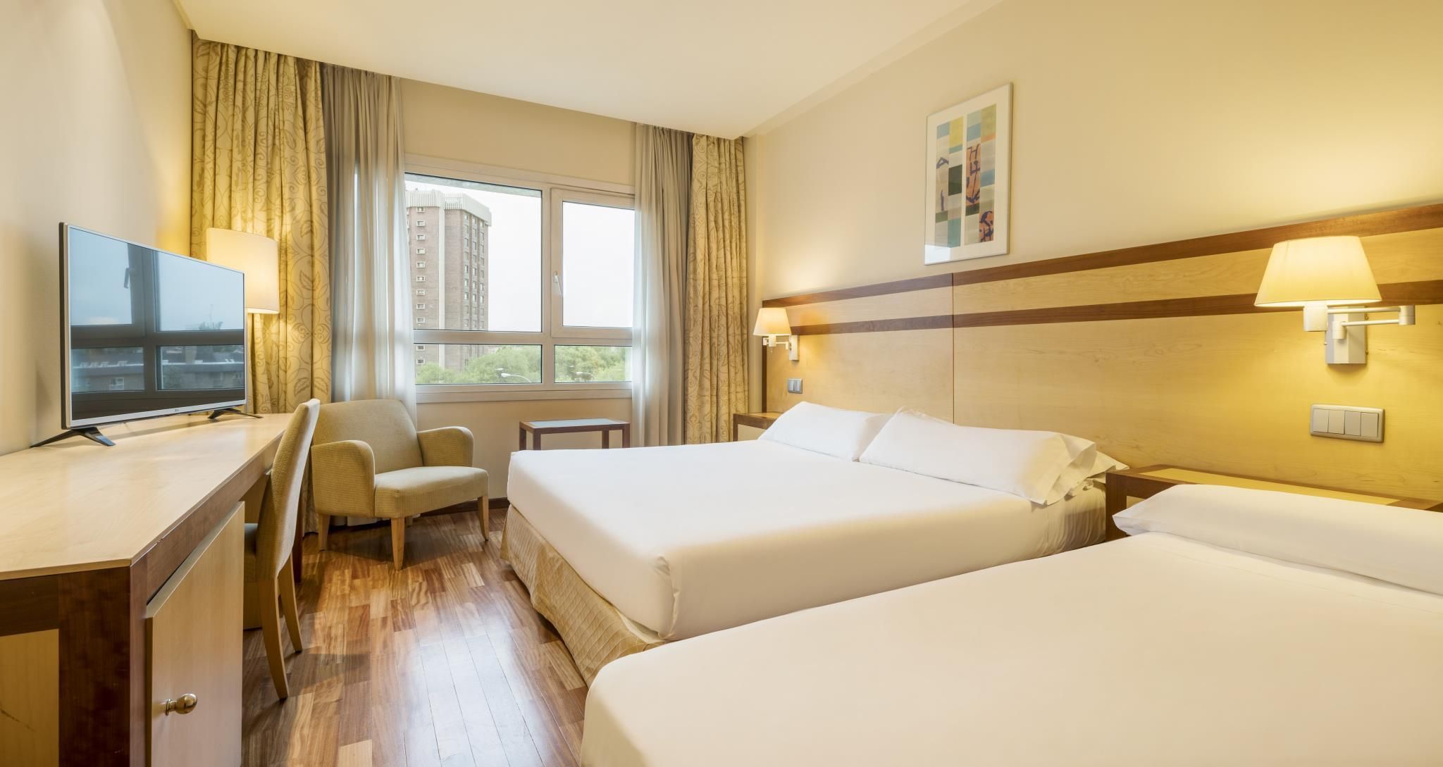 Triple (2 Adults + 1 Child)