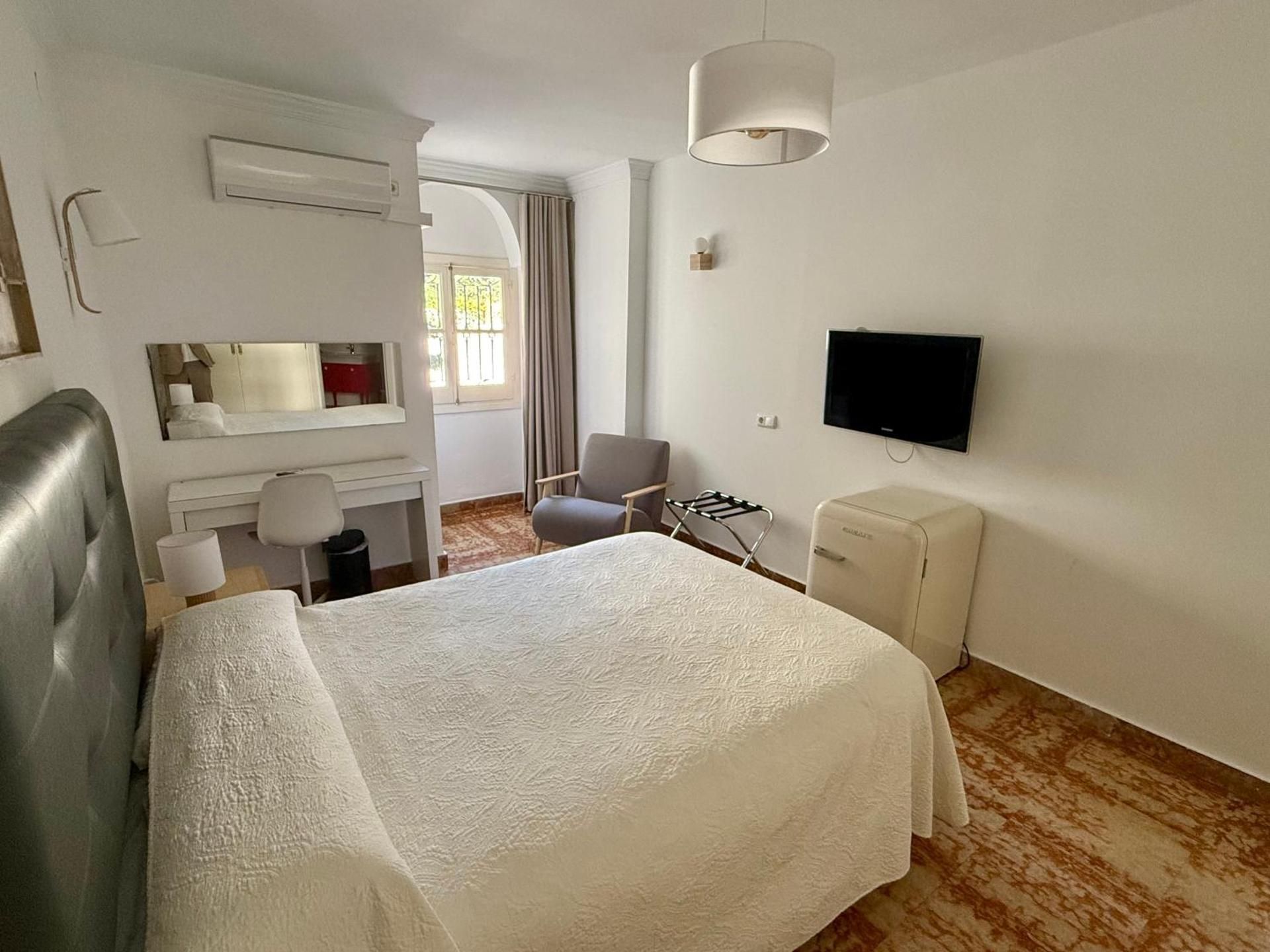 Basic Double Room