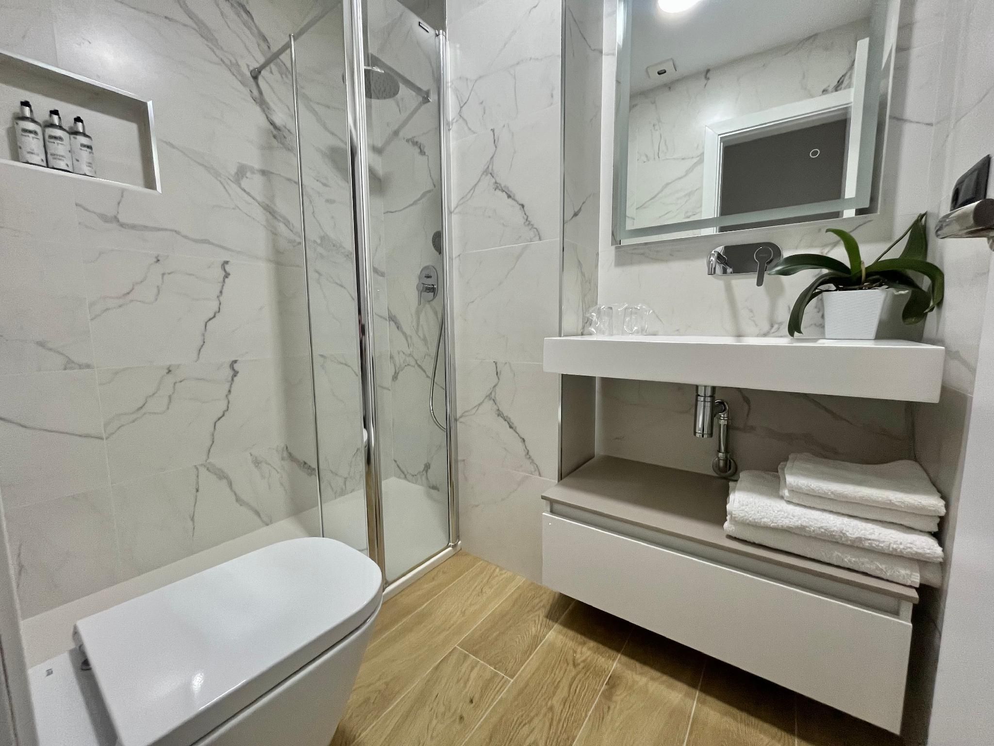 Double Room - Single Use