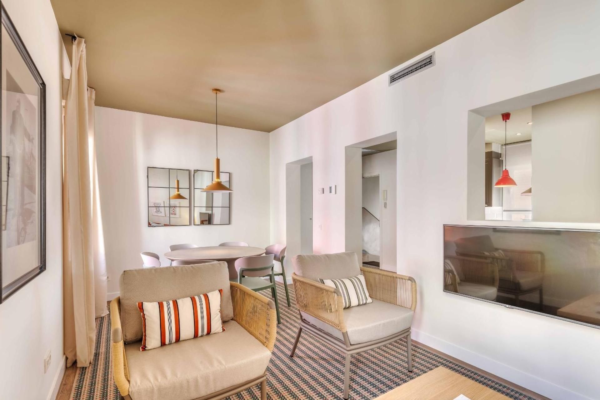 Three-Bedroom Apartment IV