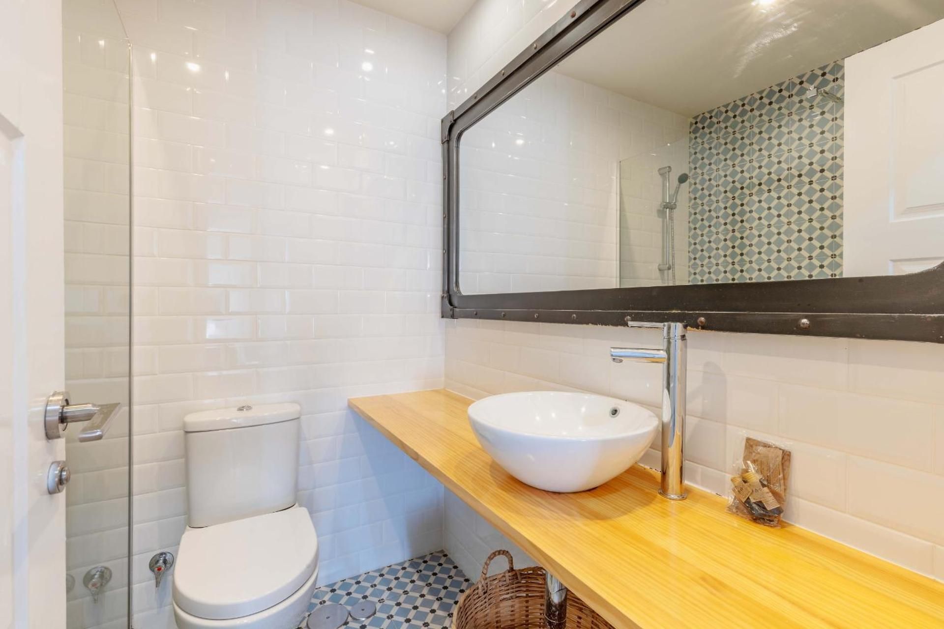 Two Bedroom 1 bathroom with Terrace I