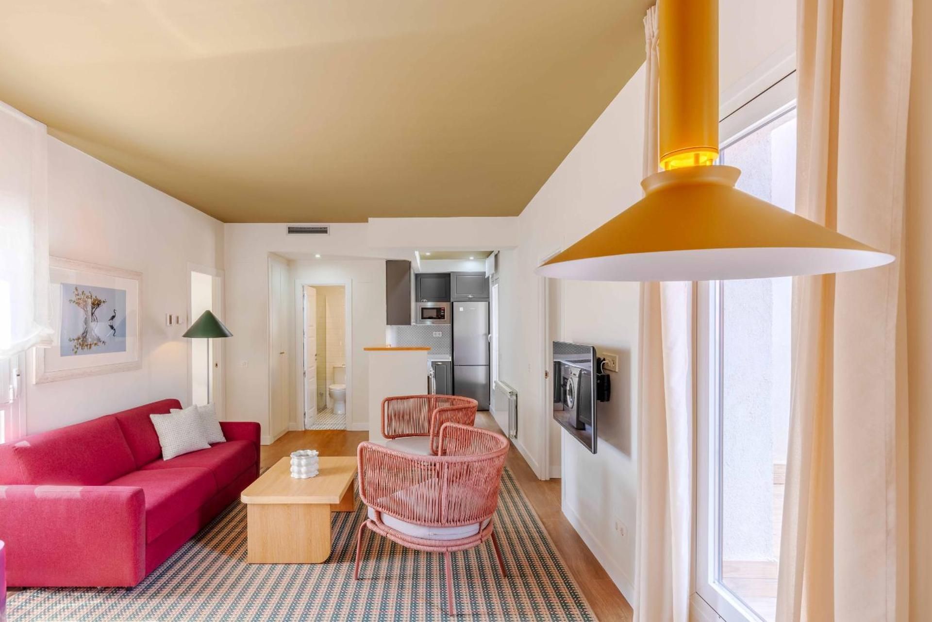 Two Bedroom 1 bathroom with Terrace I