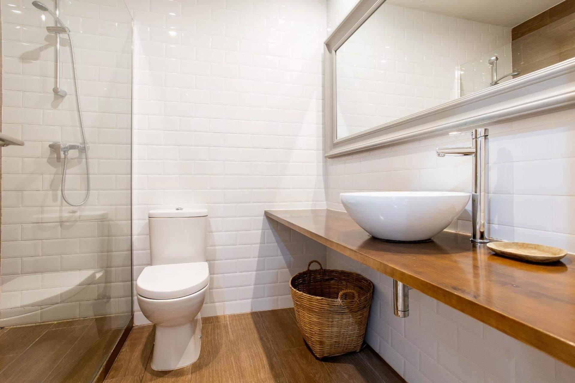 Three-Bedroom Apartment V