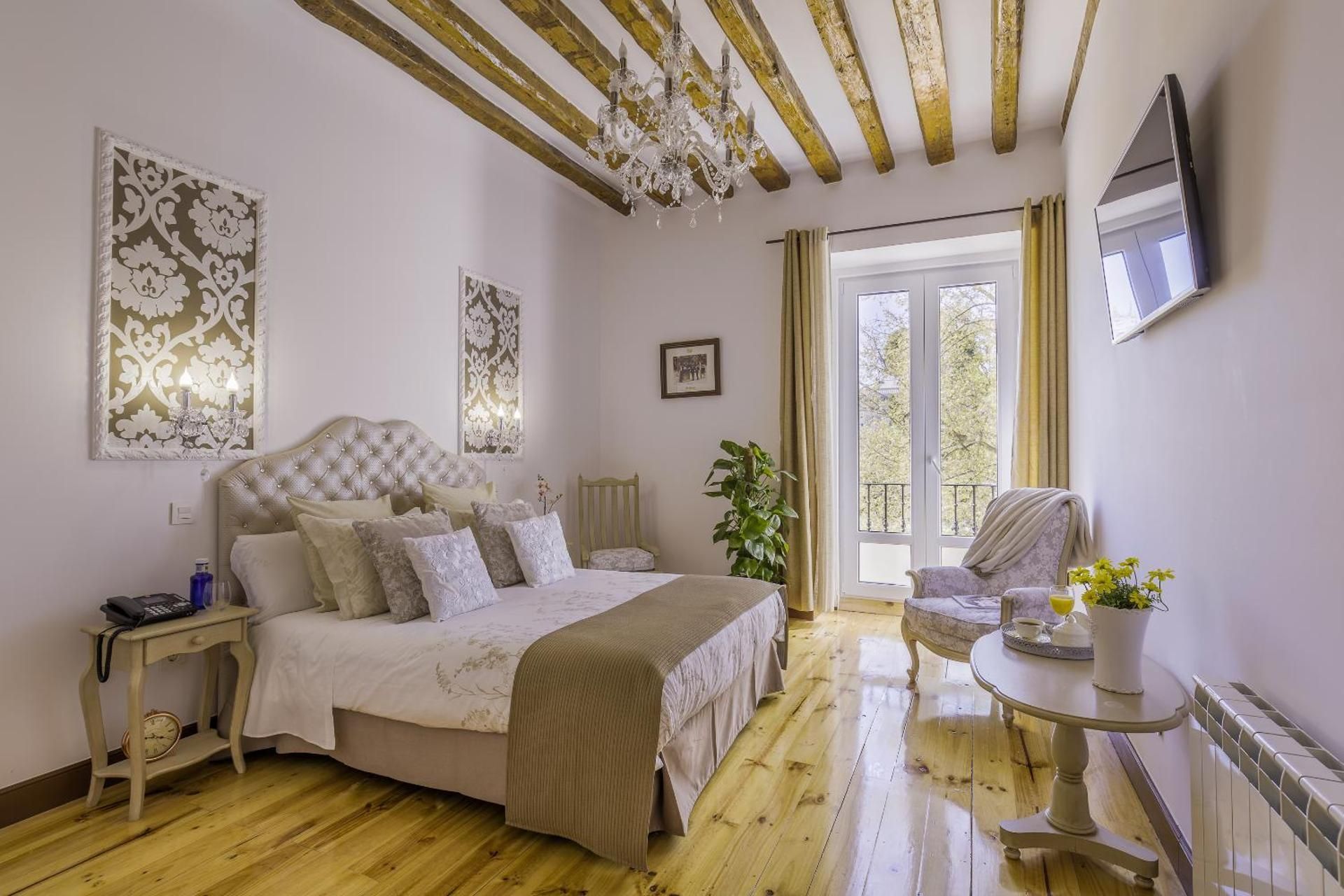 Double Room with View