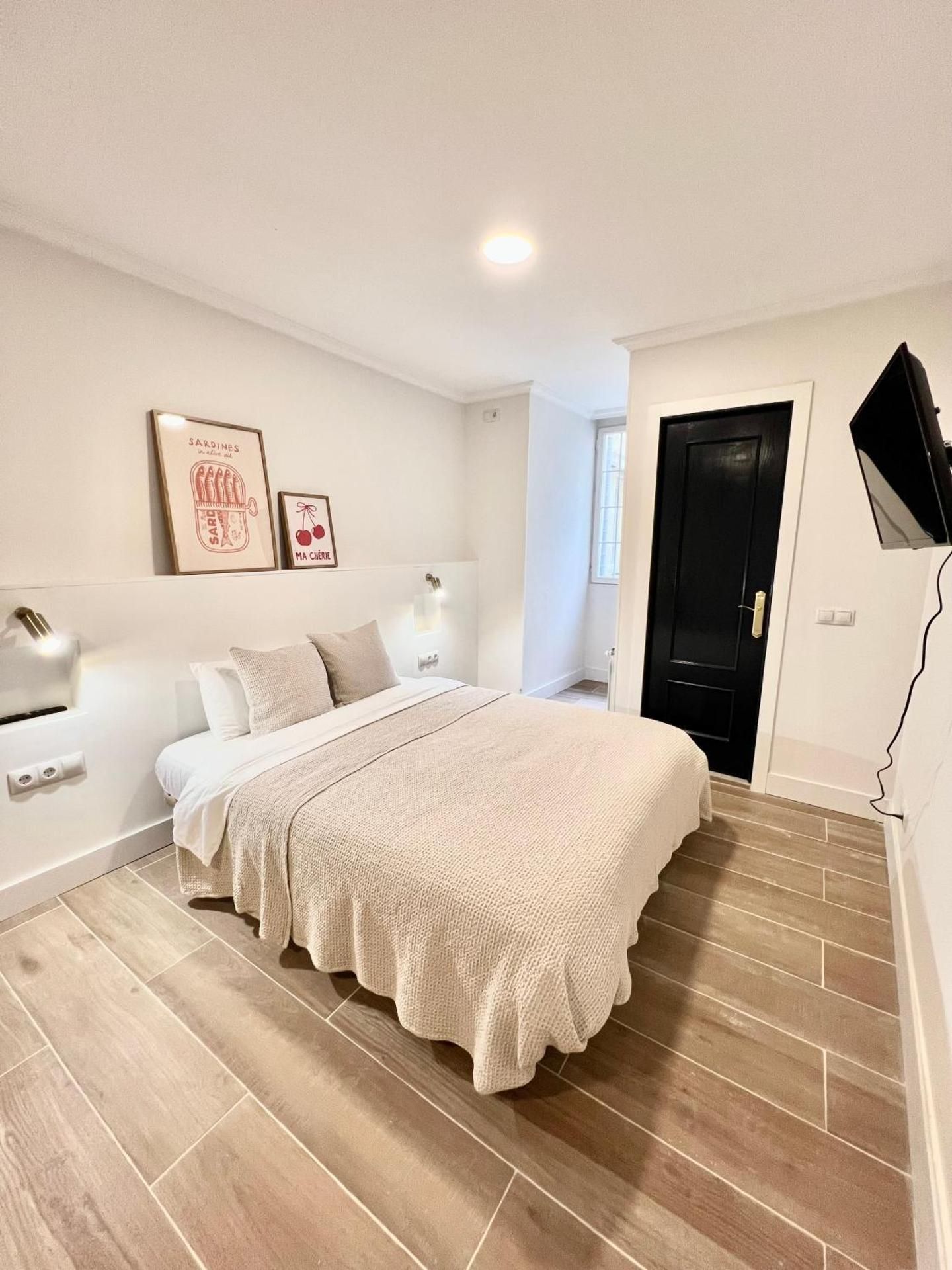 Albergue Miguel Angel Standard Triple Room