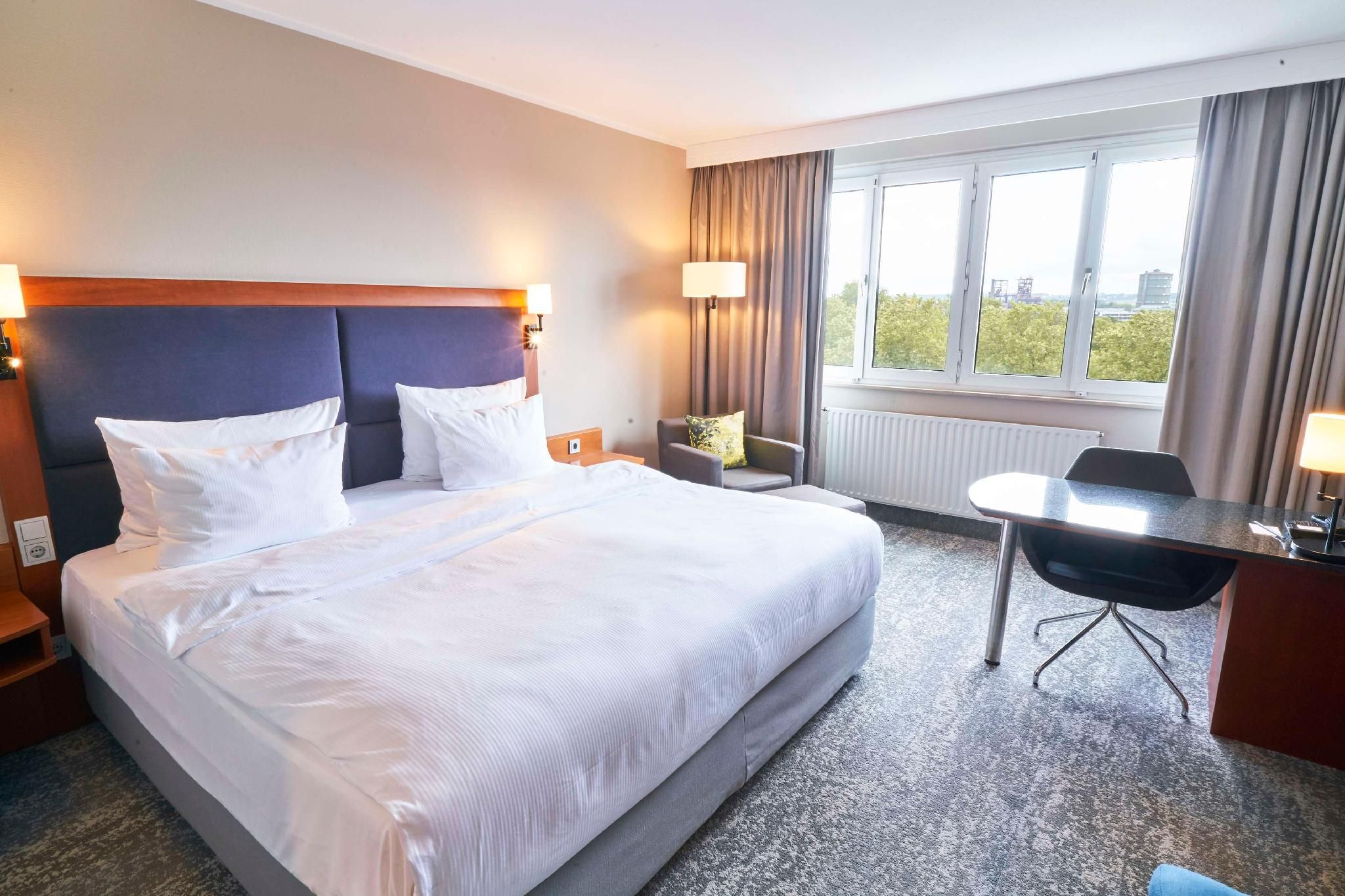 Radisson Blu Hotel, Dortmund Premium Room - High Floor