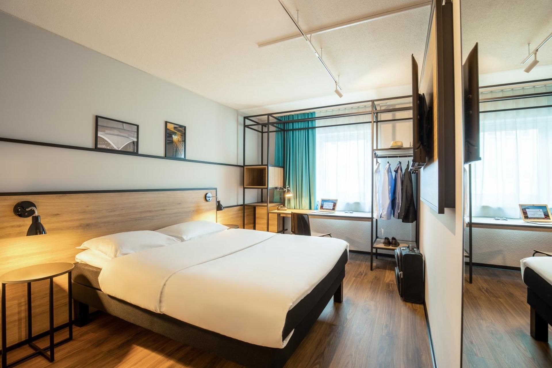 Standard Room with 1 double bed