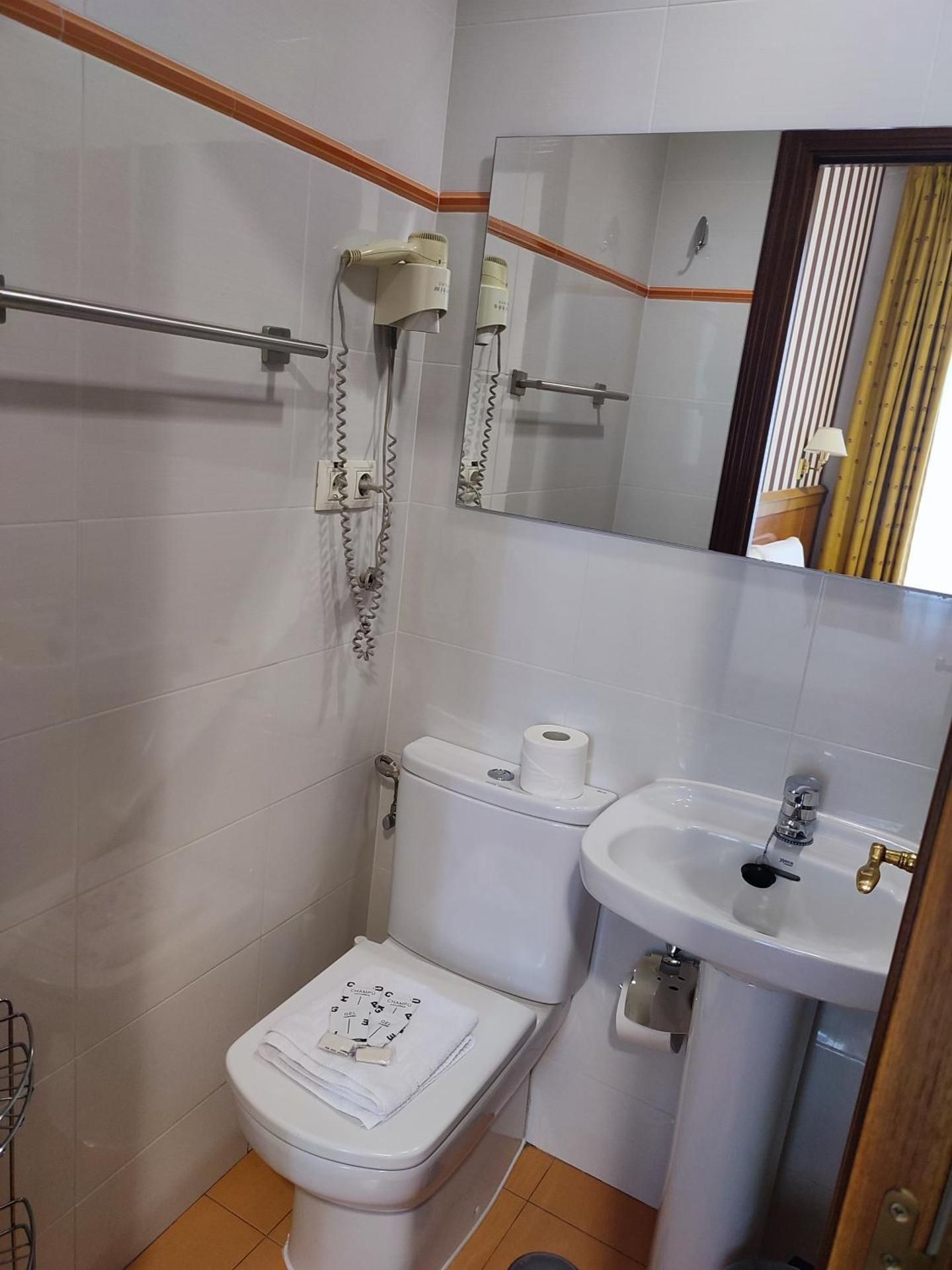 Salome Double Room 3