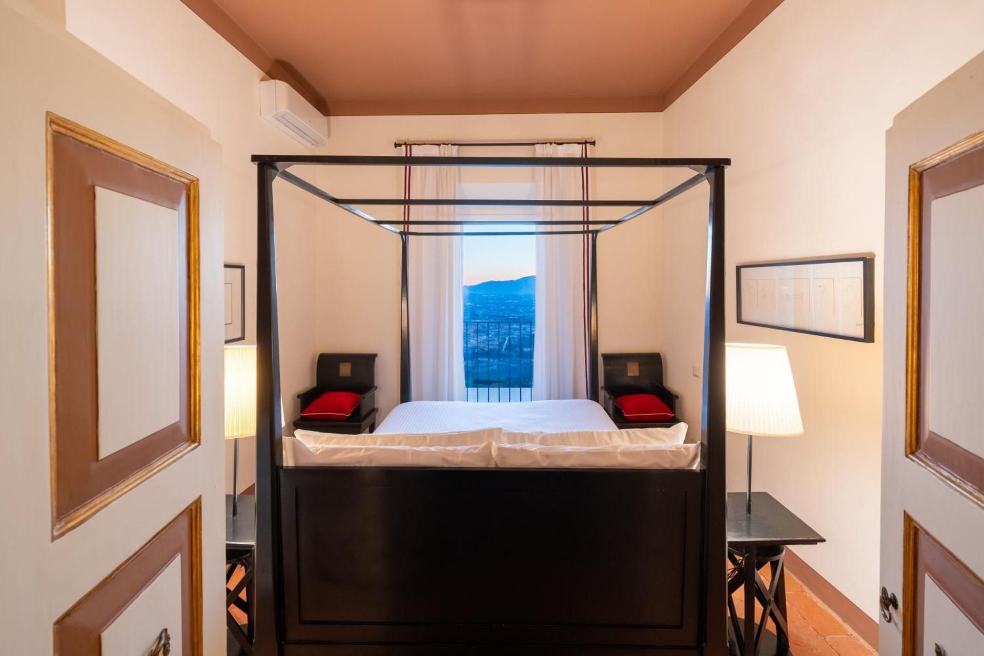 Suite with City View