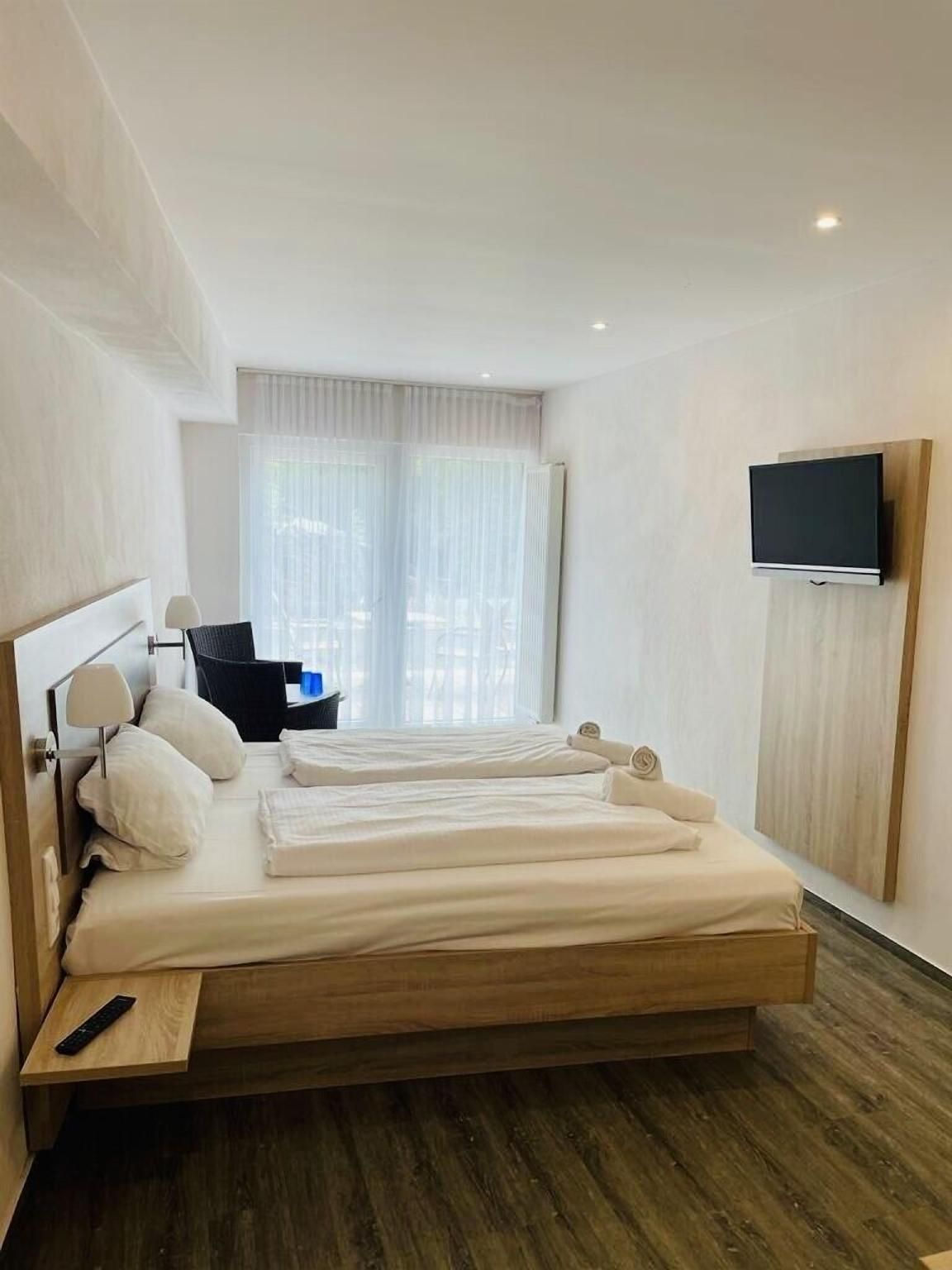 Classic Double Room