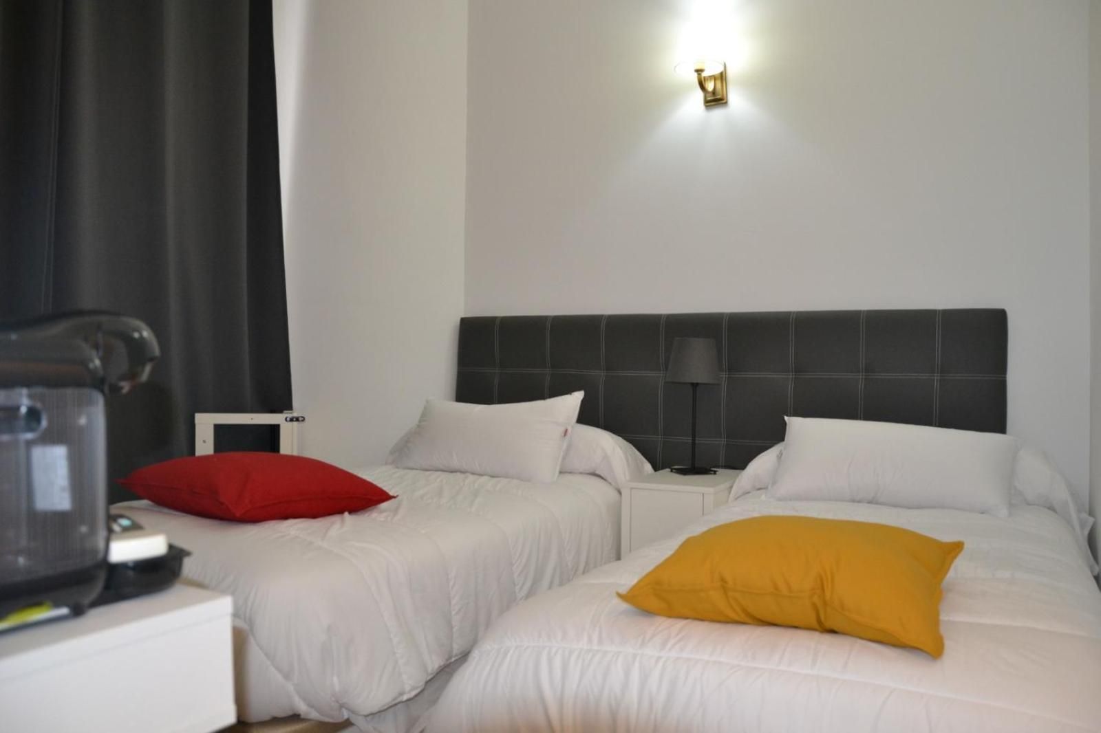 Twin Room with Bathroom