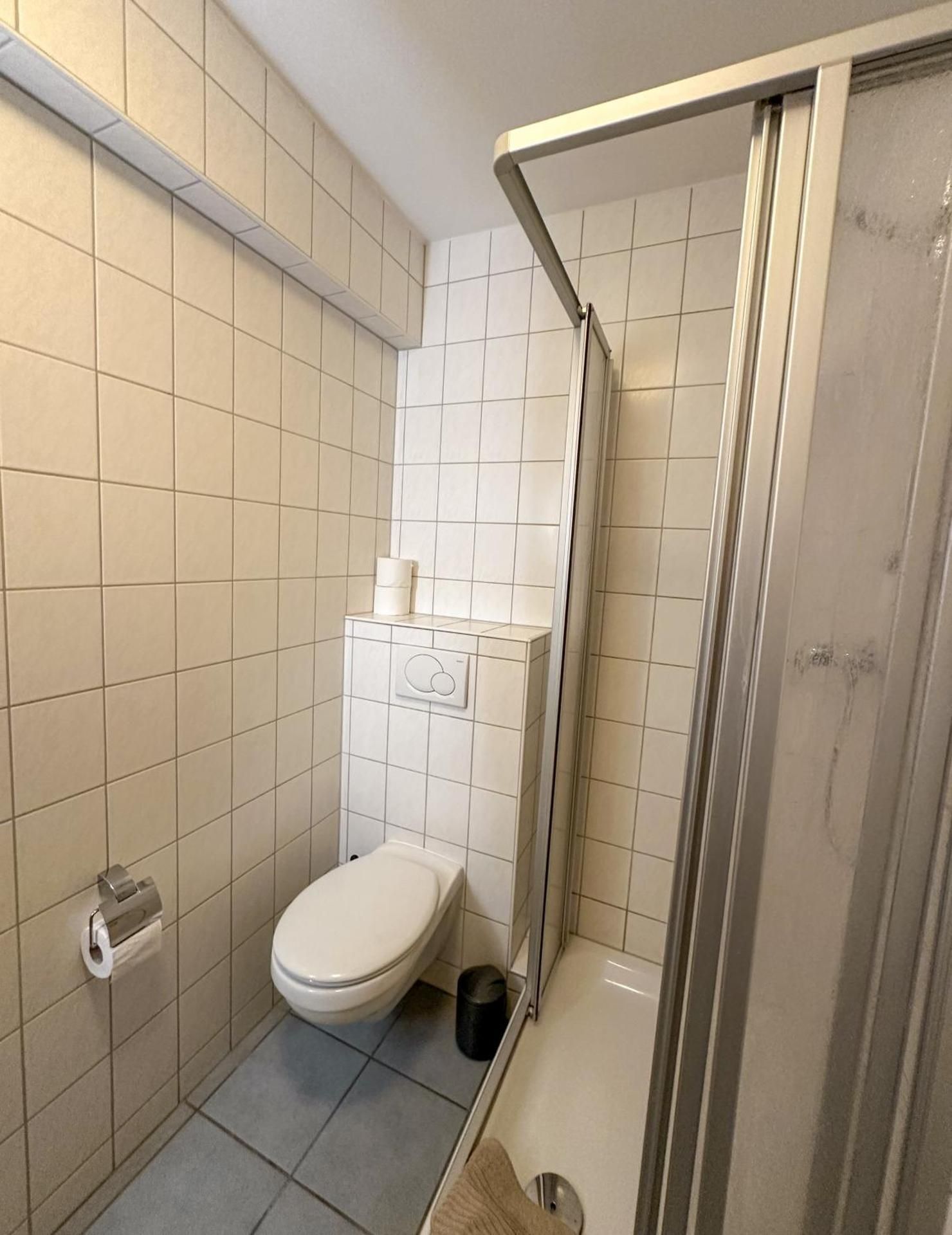 Single Room With Private Bathroom