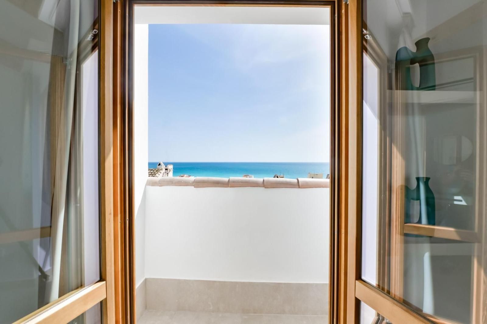 Queen Room with Sea View