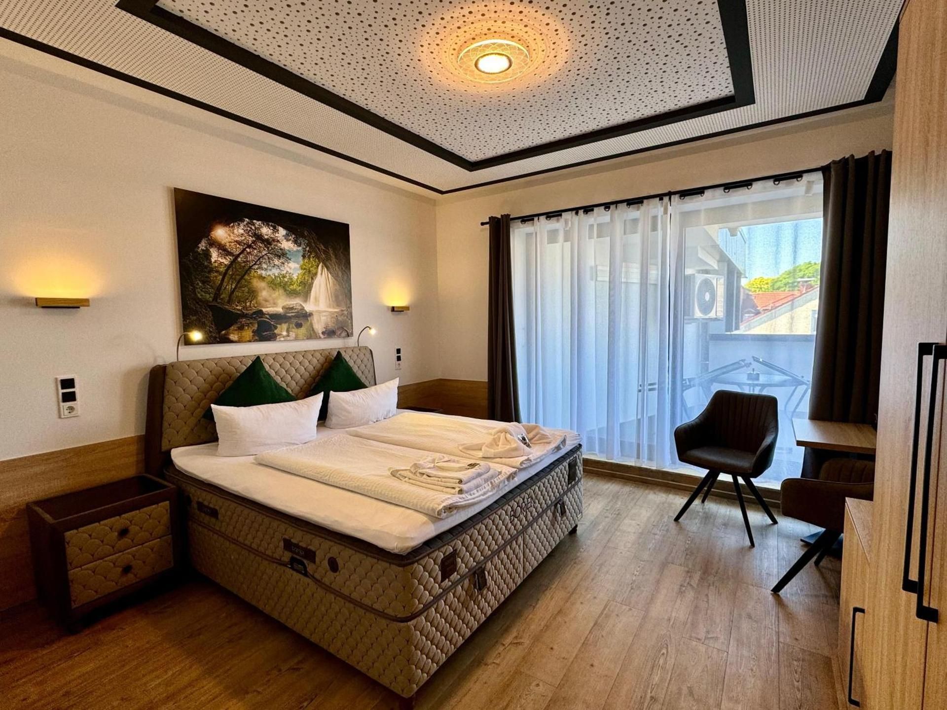 Double or Twin Room with Terrace