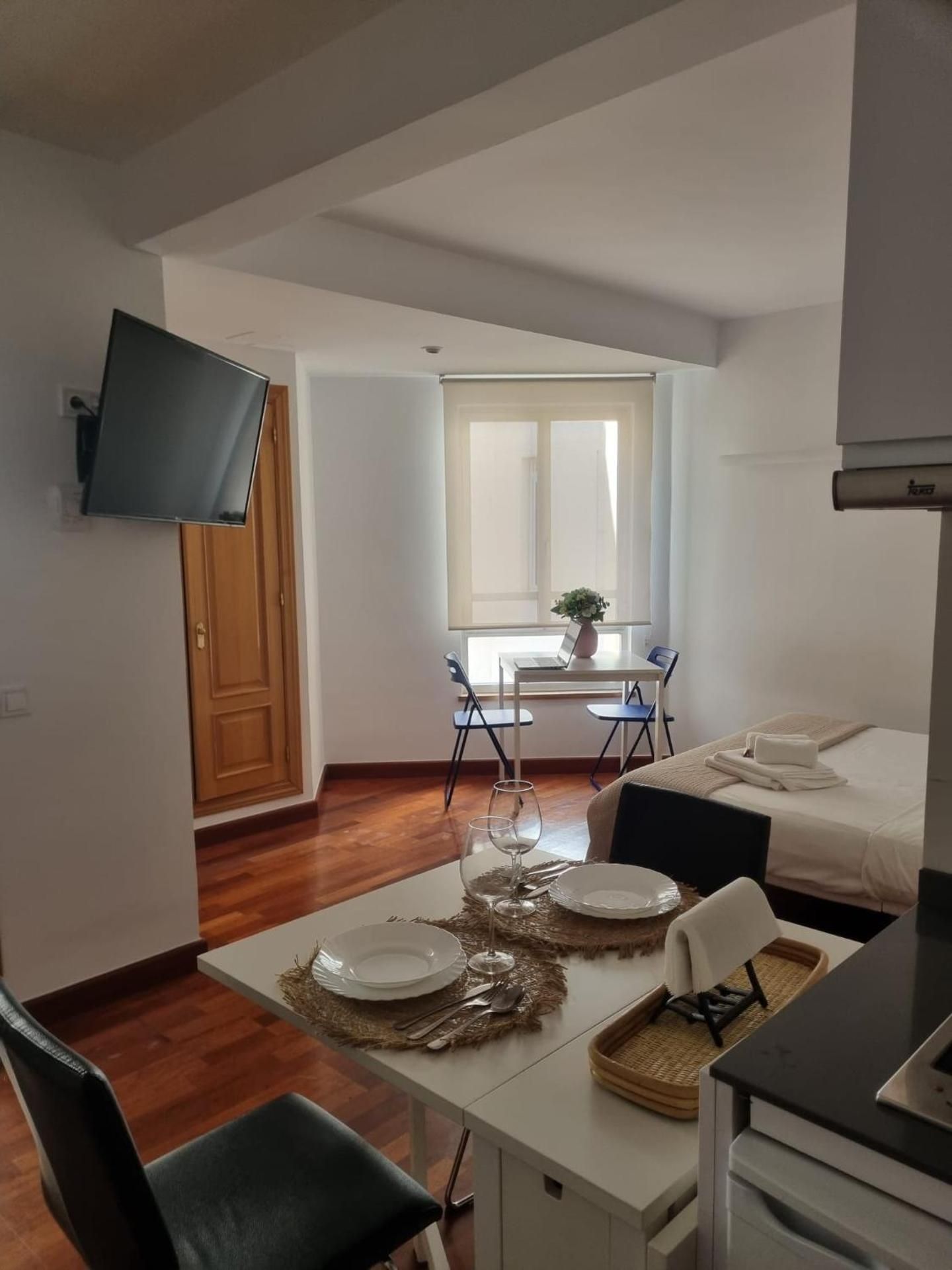 Edificio Leganitos Deluxe Queen Room 2