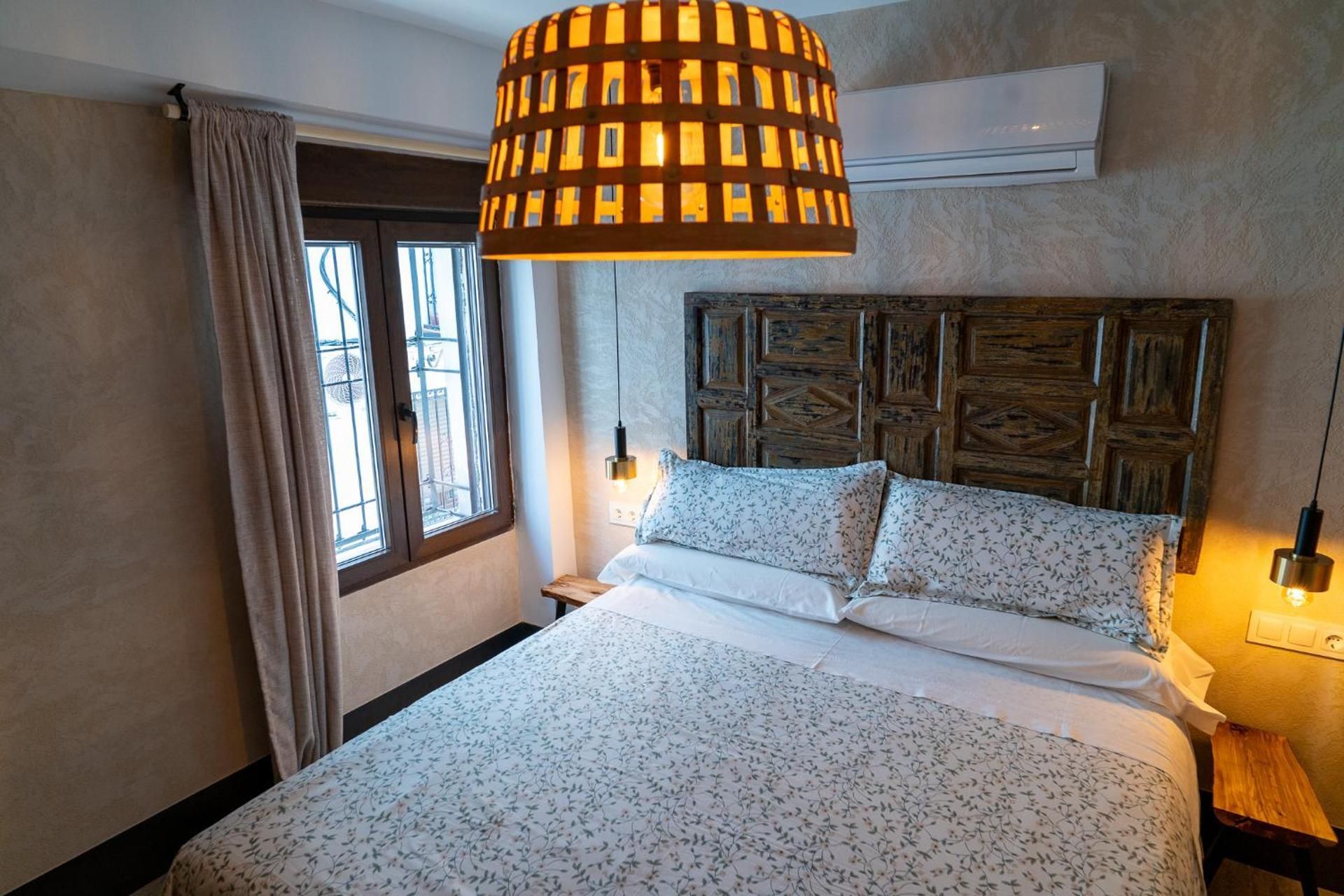 Deluxe Double Room with King-Size Bed