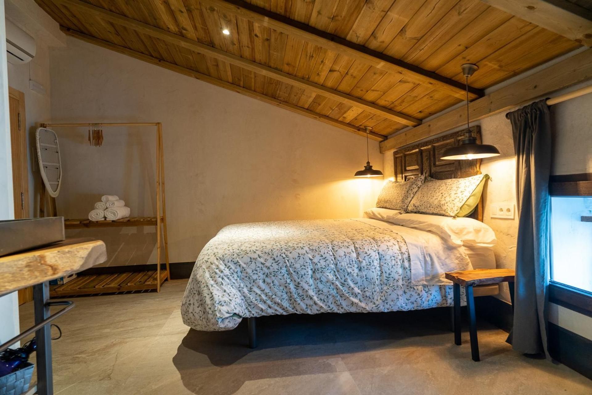 Superior Attic Room with King-Size Bed