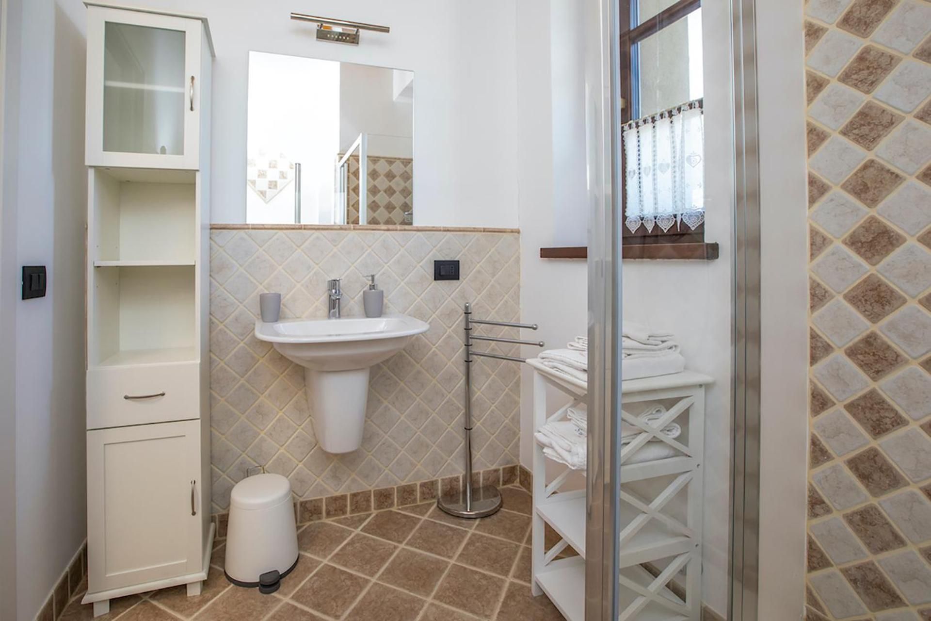 Apartment - Split Level
