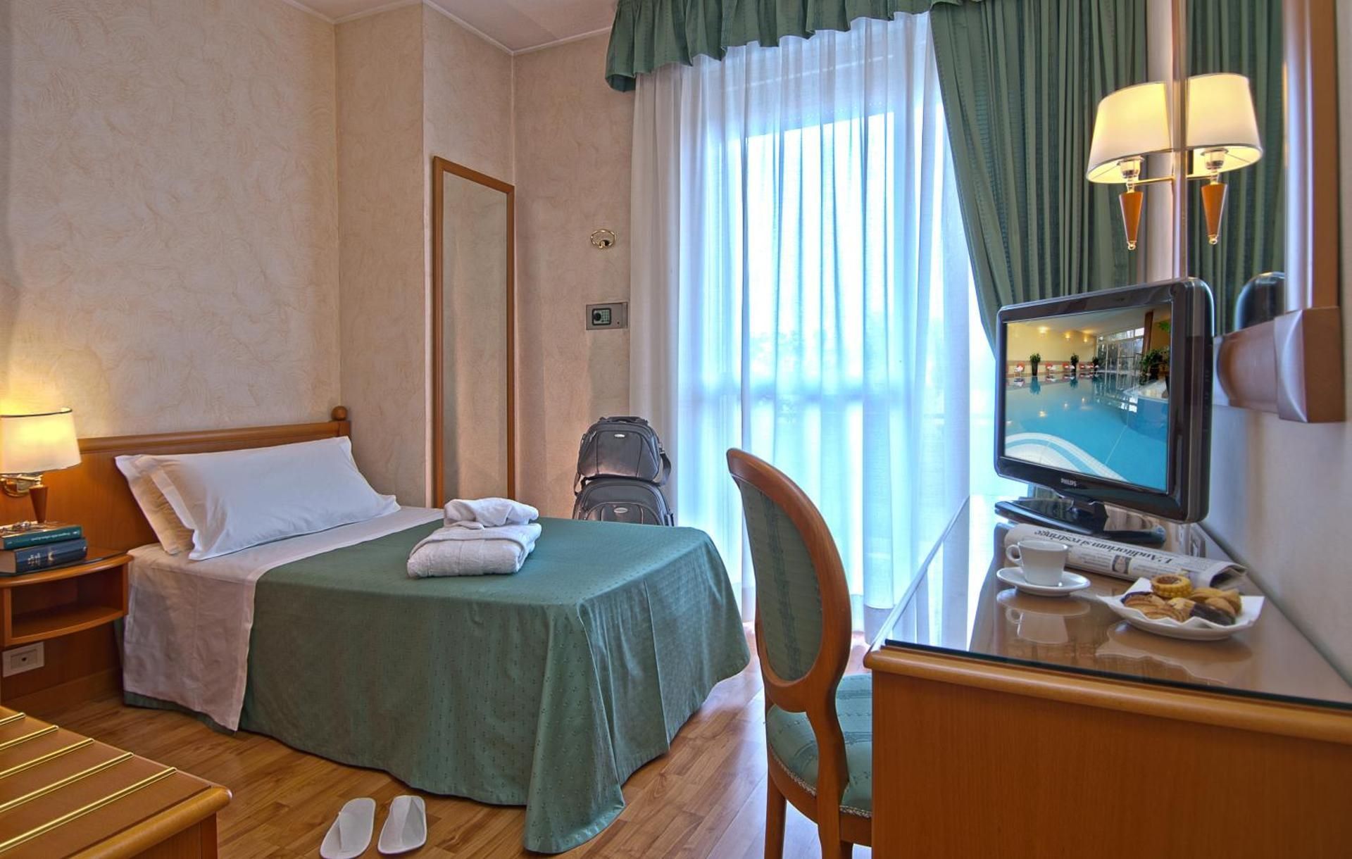 Economy Single Room