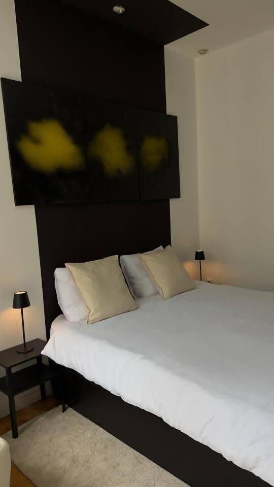 Triple Room with City View