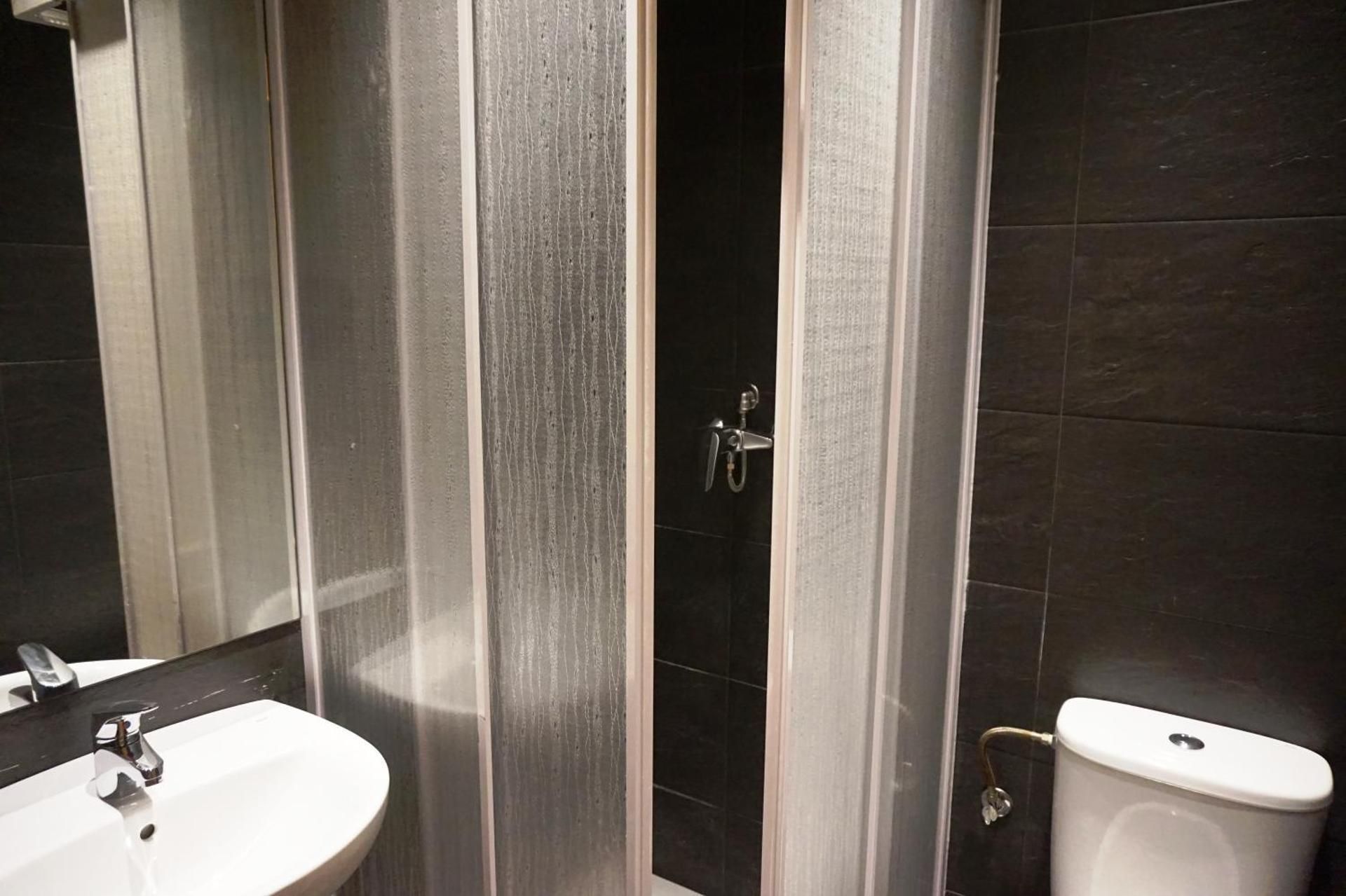 Twin Room with Shared Bathroom