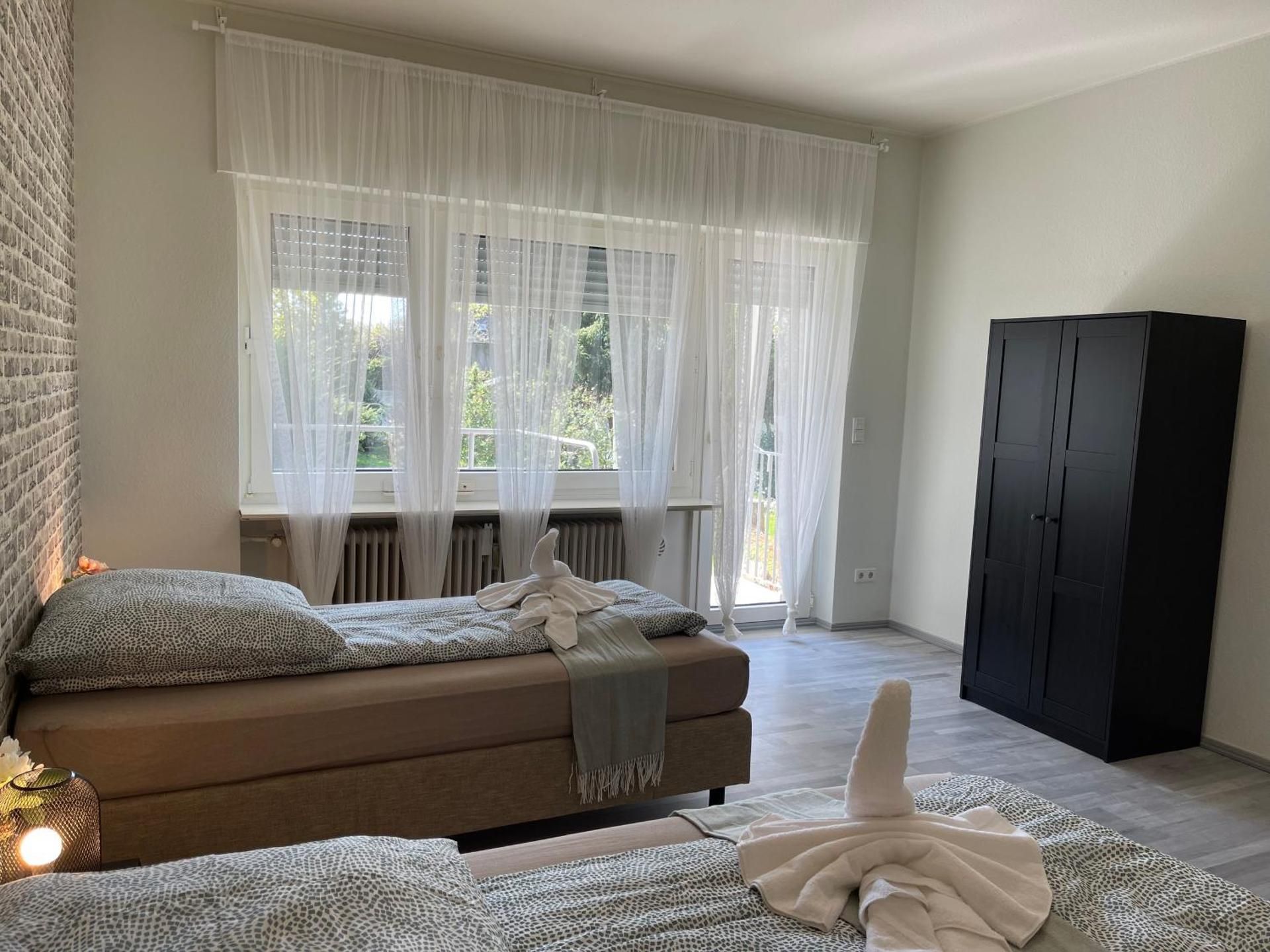 Triple Room with Shared Bathroom