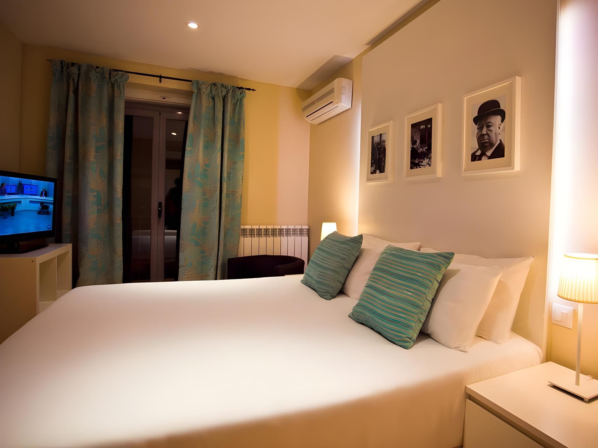 One-Bedroom Apartment (4 Adults)