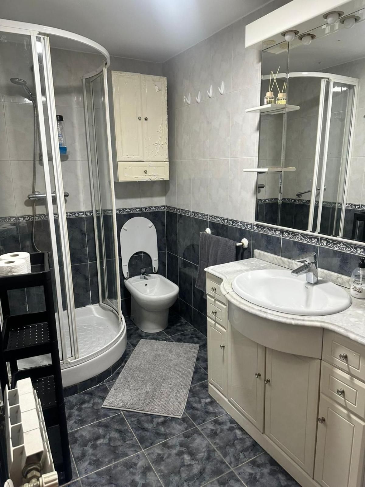 Standard Single Room with Shared Bathroom
