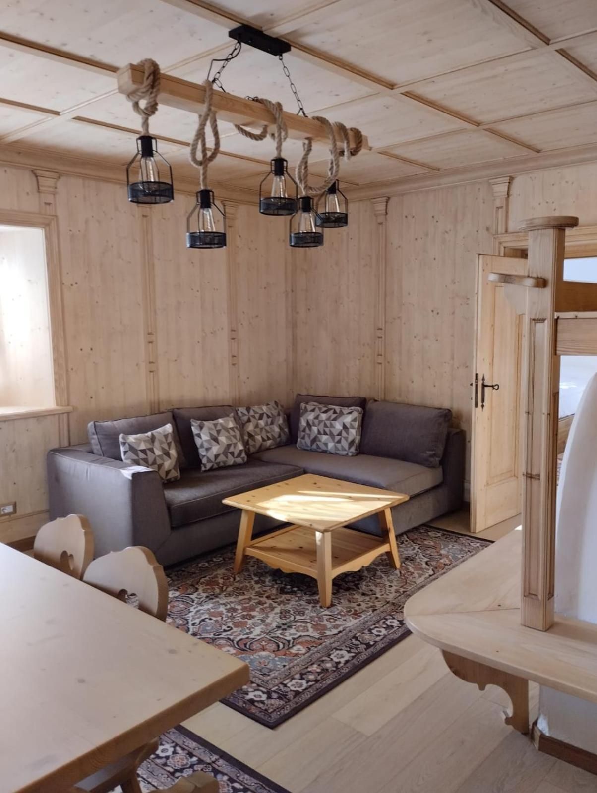 Two-Bedroom Apartment (4 Adults)