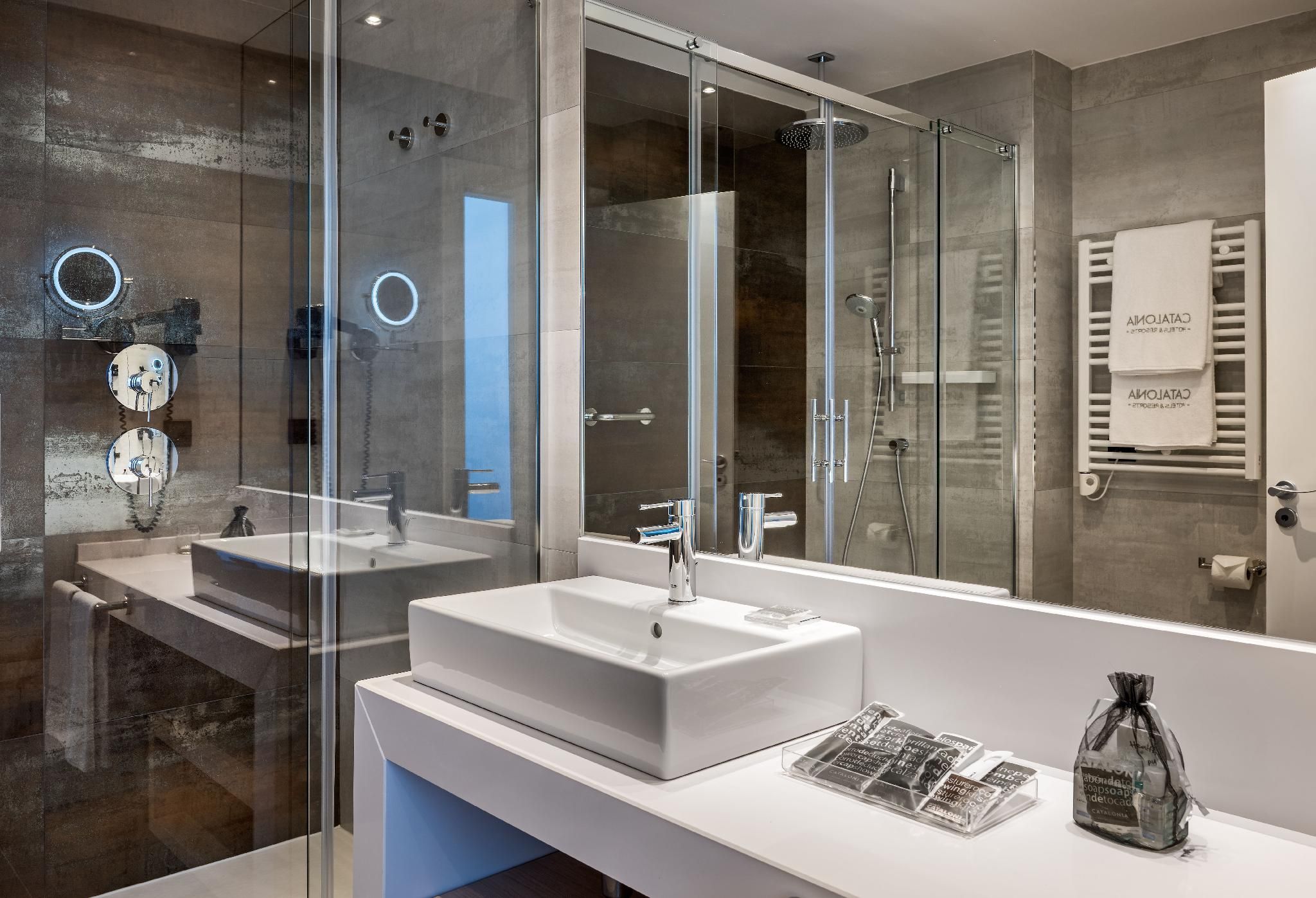 Premium Single Room