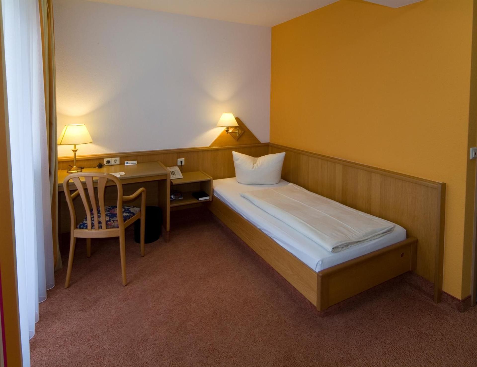 Standard Single Room