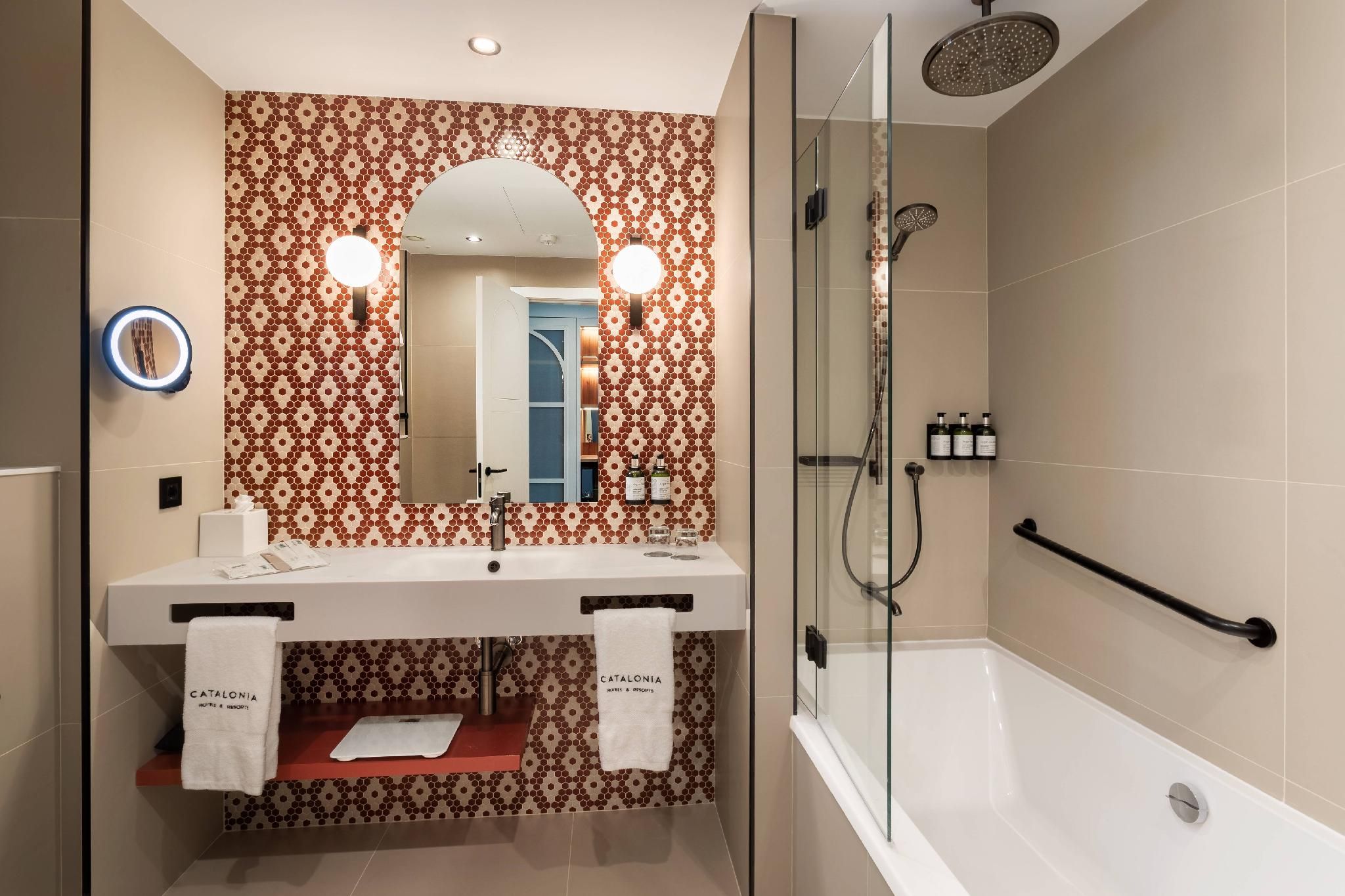 Superior Triple City View Room