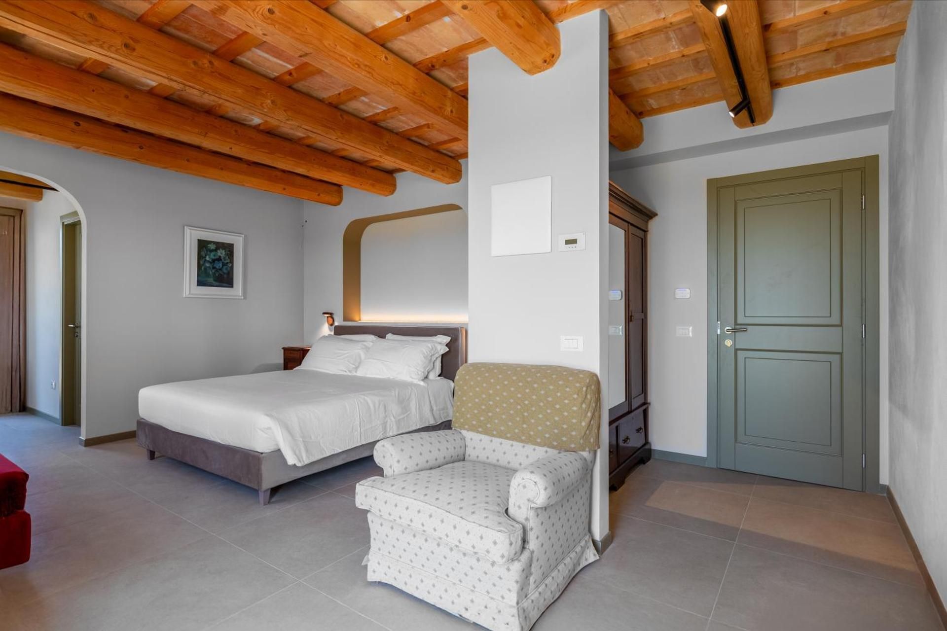 Junior Suite with Pool View