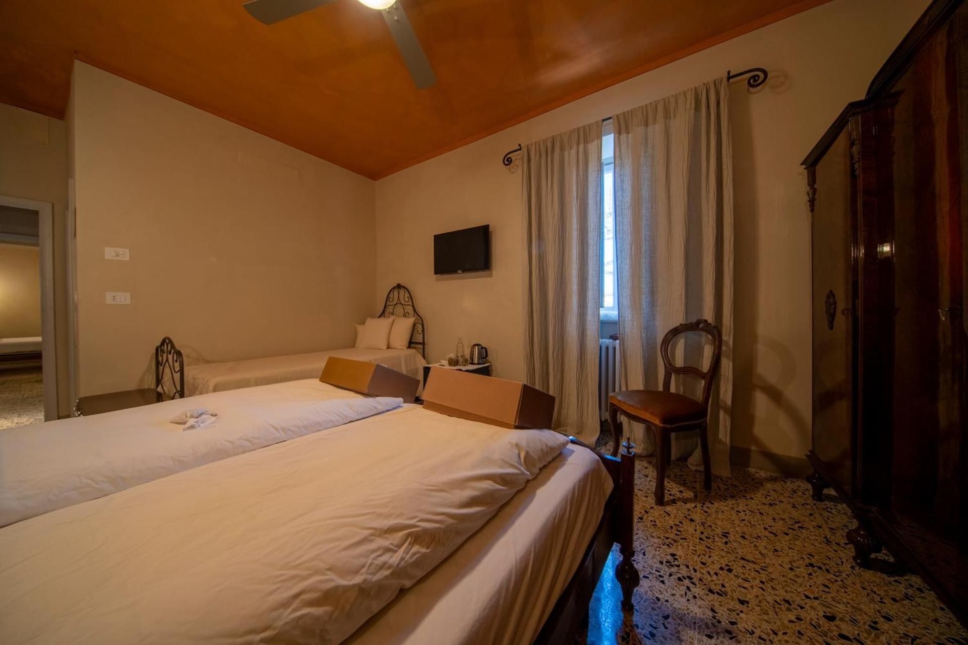 Double Room with Mountain View