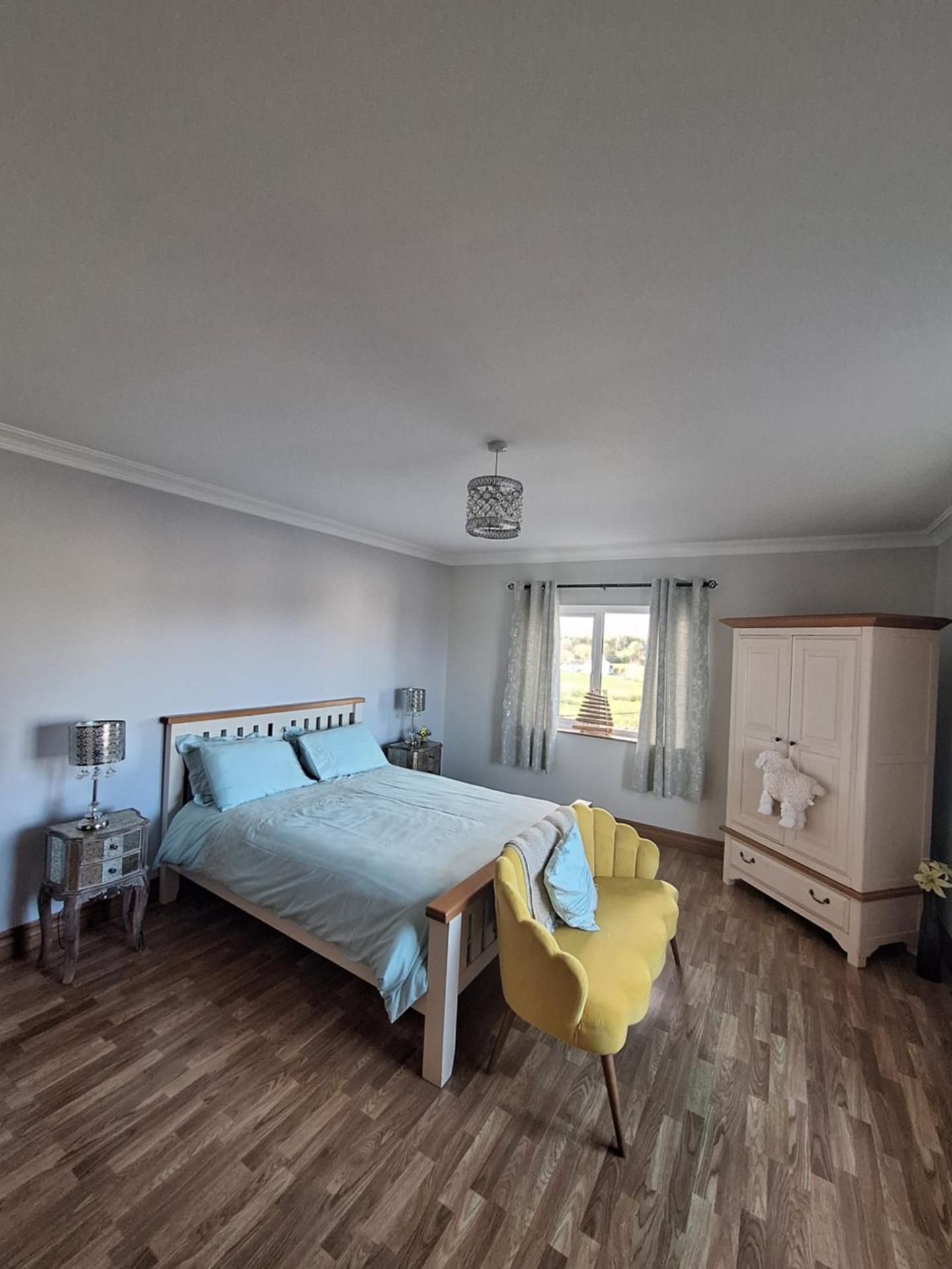 Double Room with Mountain View