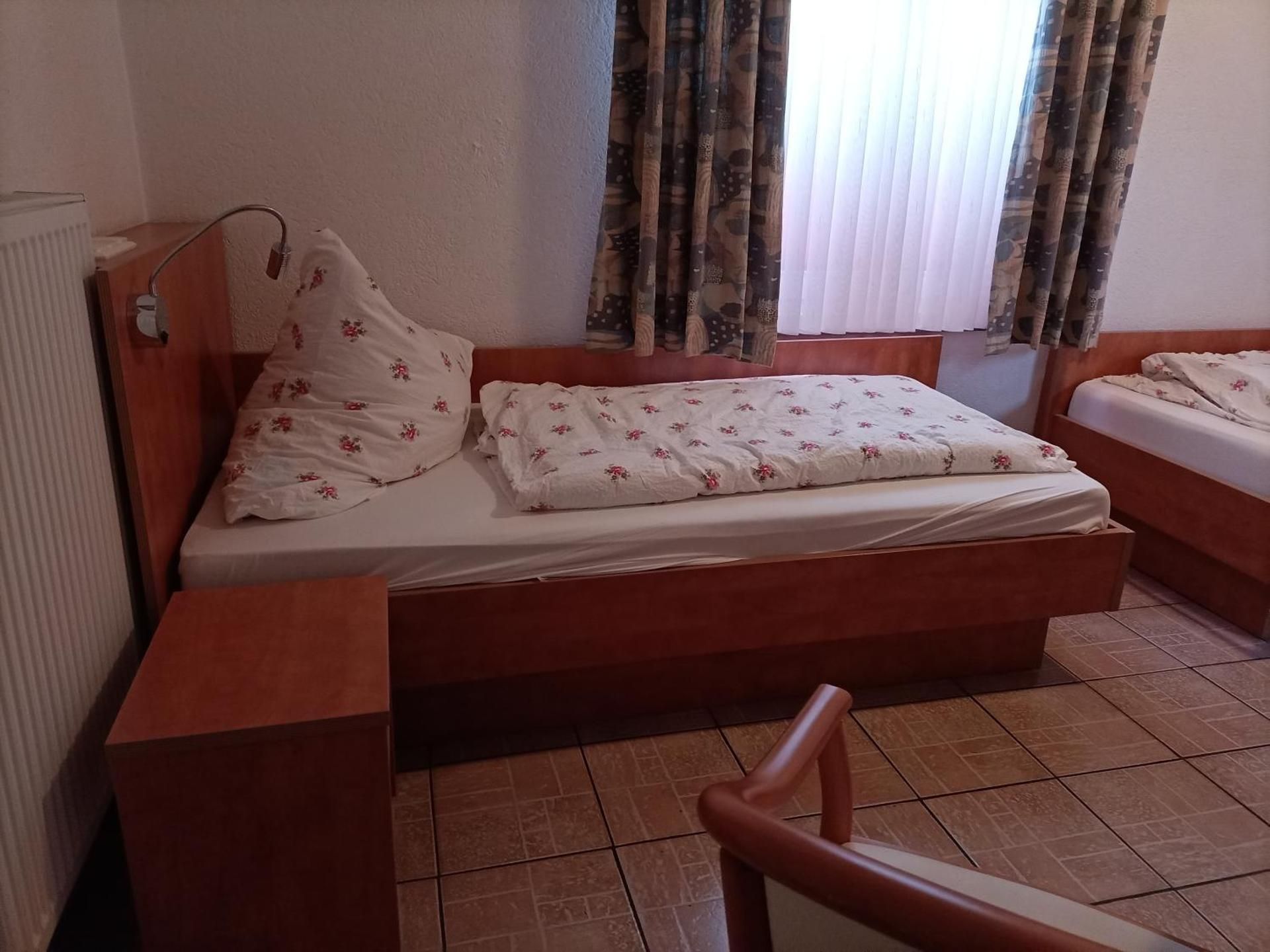 Apartment (3 Adults)