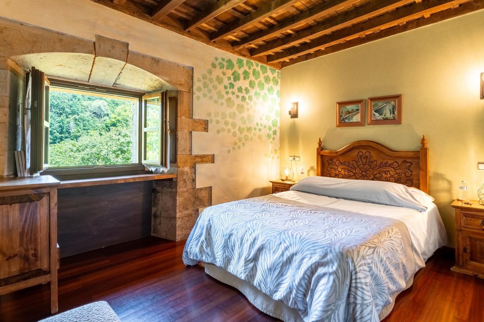 Large Double Room