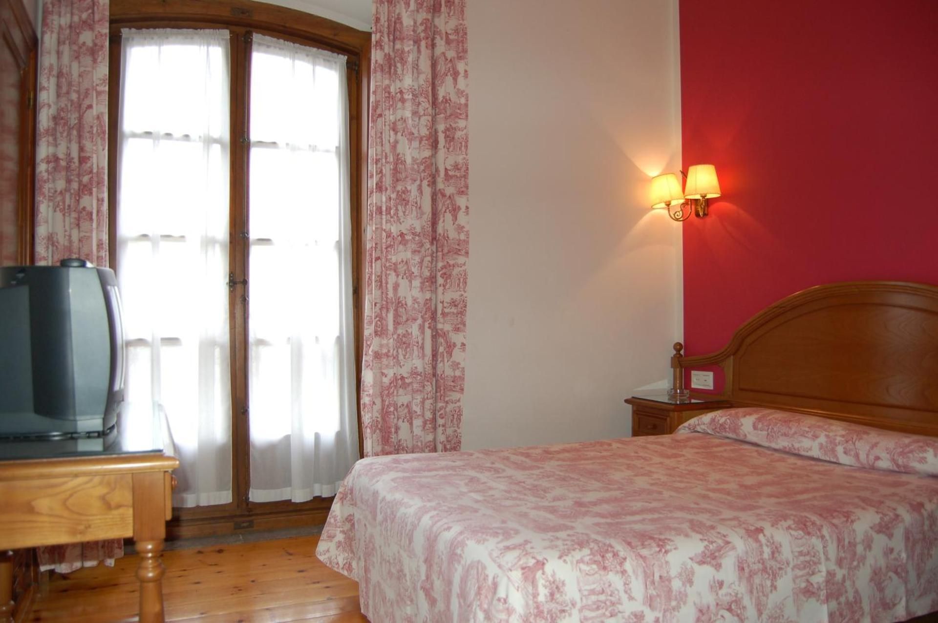 Basic Single Room