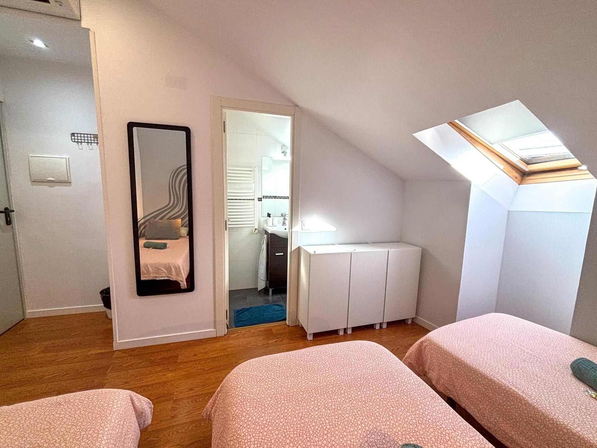 Triple Room with Bathroom