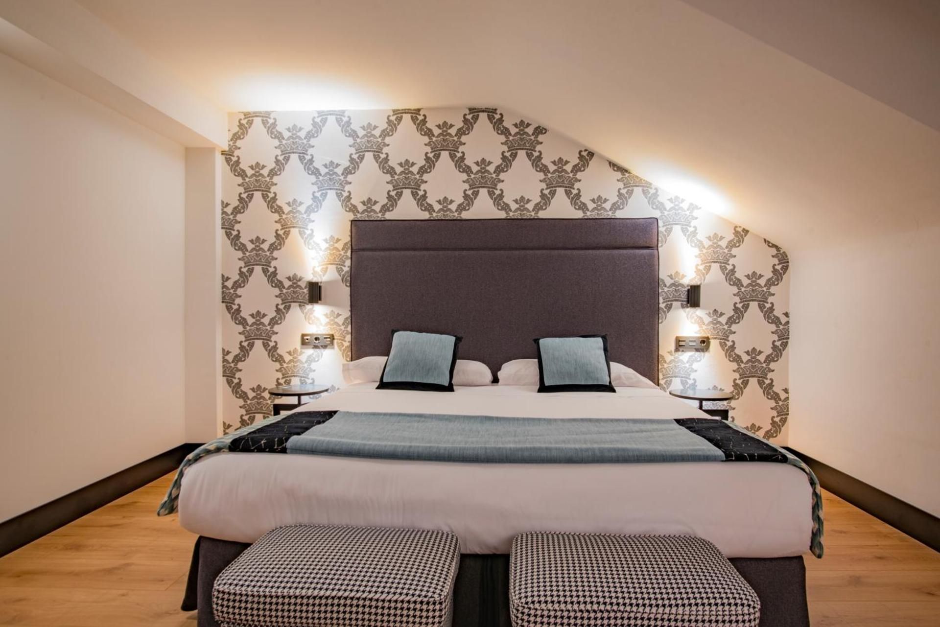 Double or Twin Room with Parking