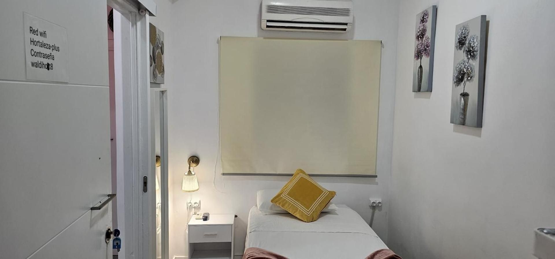 Standard Single Room