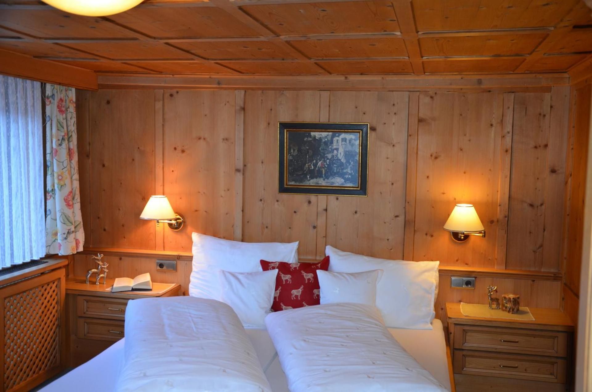 "Gästehaus Parseier" Small Double Room "Mattun"