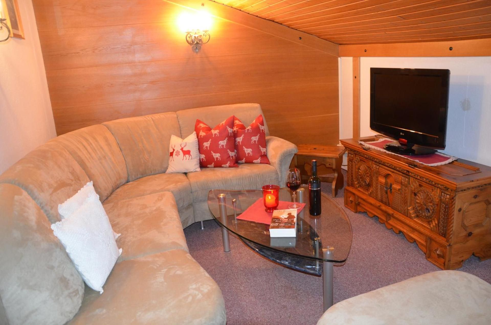 "Gästehaus Fortuna" Double Room "Hochkarspitze" with Shared Bathroom