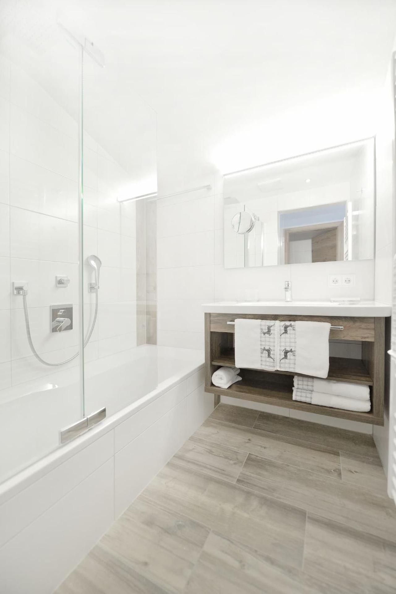 Junior Suite with Balcony