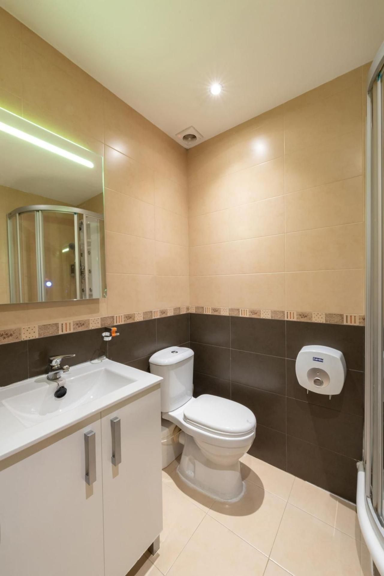 Superior Apartment