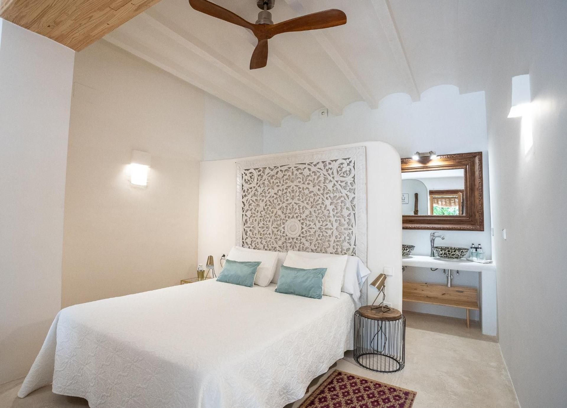Suite with Garden View
