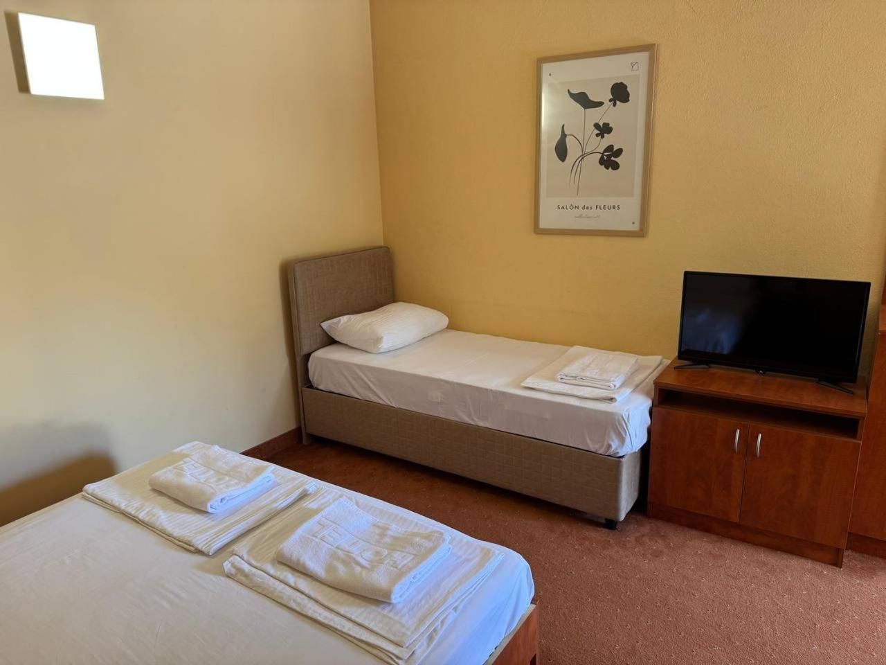 Economy Double Room