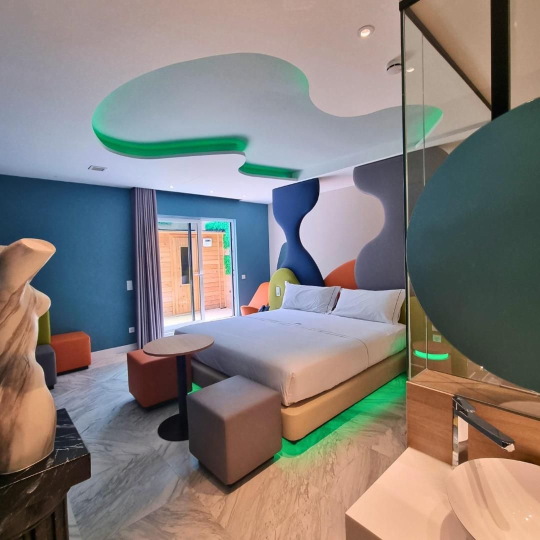 Suite with Private Pool